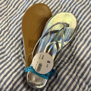 Solei’ sea silver sandals new with tags